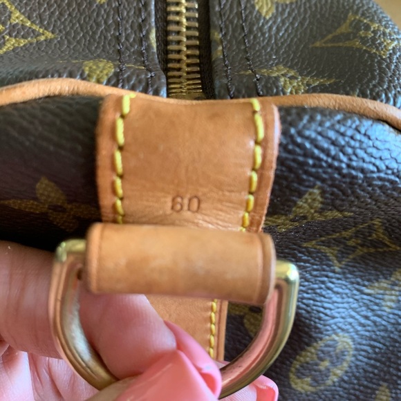 Gorgeous Keepall 60 Bandolier - Picture 9 of 17